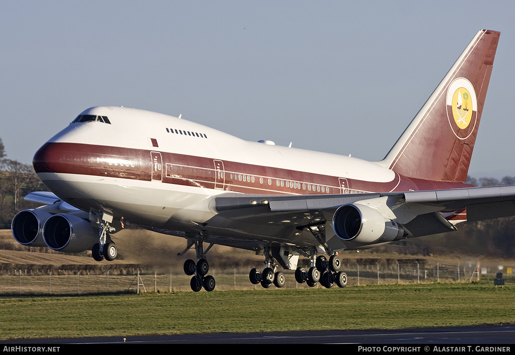 Aircraft Photo of VP-BAT | Boeing 747SP-21 | Sheikh Khalifa Bin Hamad Al Thani | AirHistory.net #58374