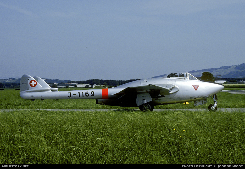 Aircraft Photo of J-1169 | De Havilland D.H. 100 Vampire FB6 | Switzerland - Air Force | AirHistory.net #58409