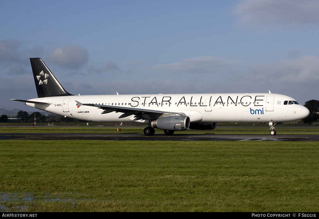 Aircraft Photo of G-MIDL | Airbus A321-231 | BMI - British Midland International | AirHistory.net #58554