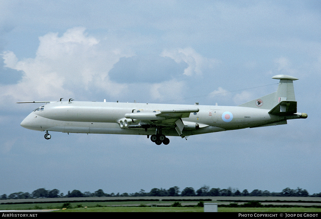 Aircraft Photo of XW665 | Hawker Siddeley HS-801 Nimrod R.1P | UK - Air Force | AirHistory.net #58771