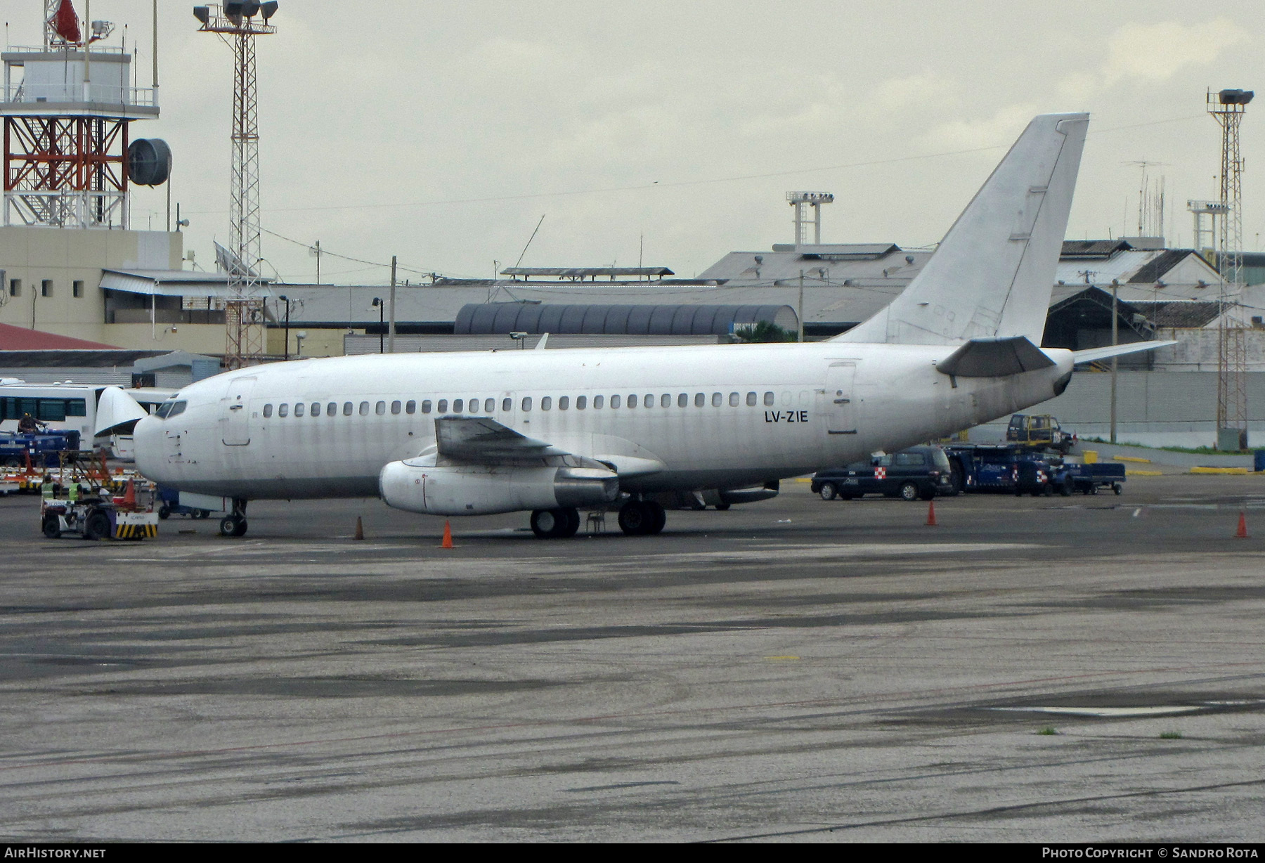 Aircraft Photo of LV-ZIE | Boeing 737-236/Adv | Aerolíneas Argentinas | AirHistory.net #58874
