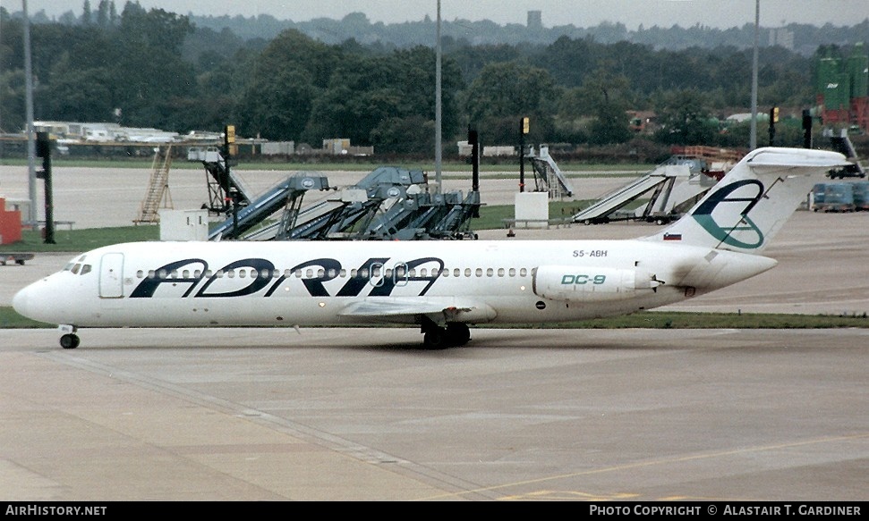Aircraft Photo of S5-ABH | McDonnell Douglas DC-9-32 | Adria Airways | AirHistory.net #58968