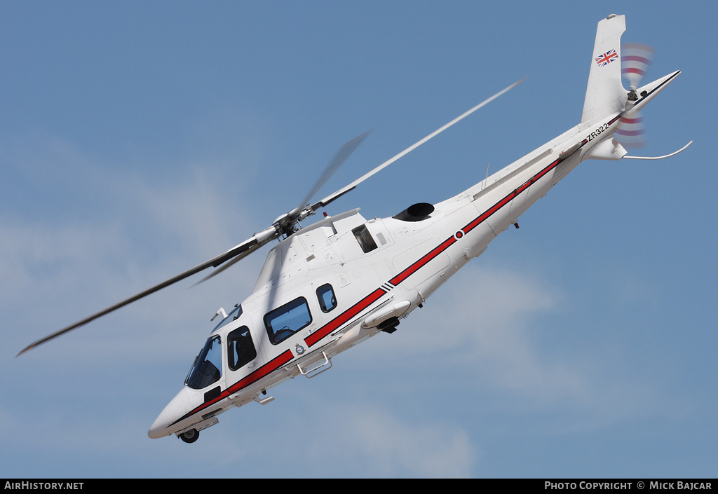 Aircraft Photo of ZR322 | Agusta A-109E Power | UK - Air Force | AirHistory.net #59043