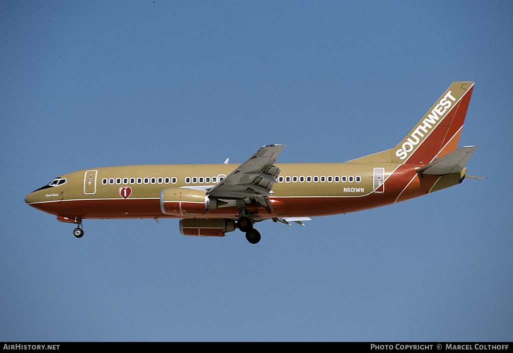 Aircraft Photo of N601WN | Boeing 737-3H4 | Southwest Airlines | AirHistory.net #59048