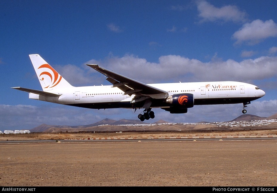 Aircraft Photo of EI-CRS | Boeing 777-2Q8/ER | Air Europe | AirHistory.net #59218