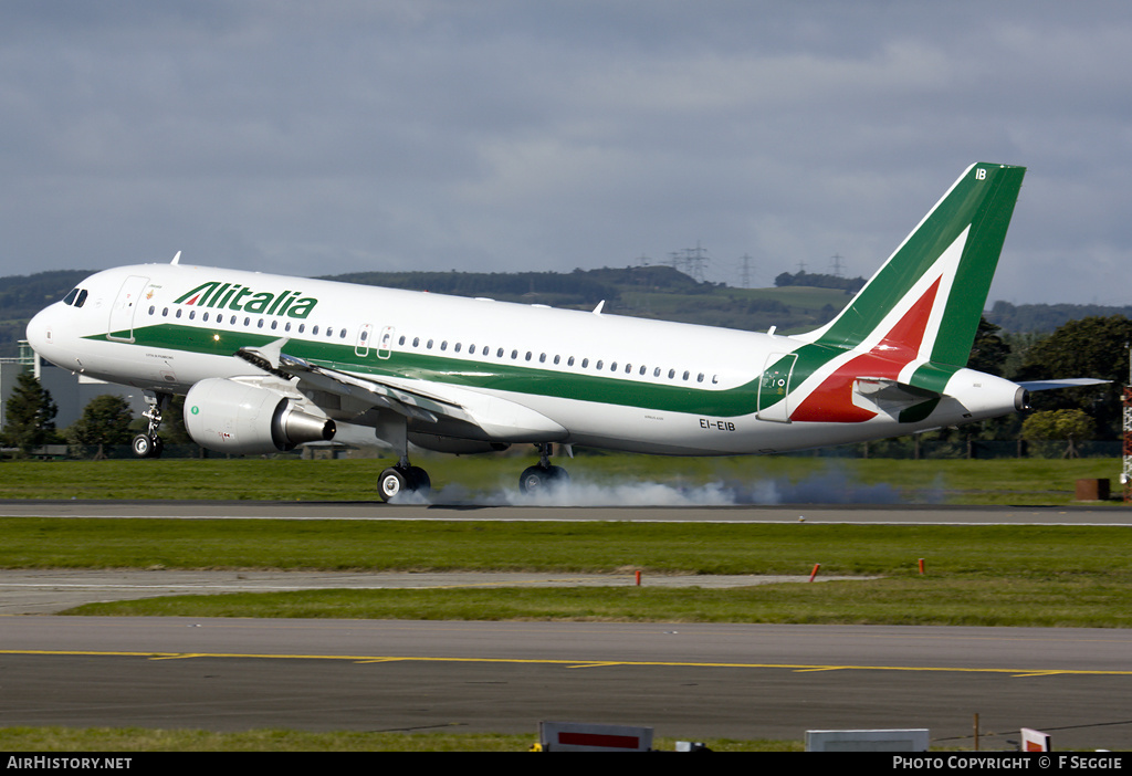 Aircraft Photo of EI-EIB | Airbus A320-216 | Alitalia | AirHistory.net #59222