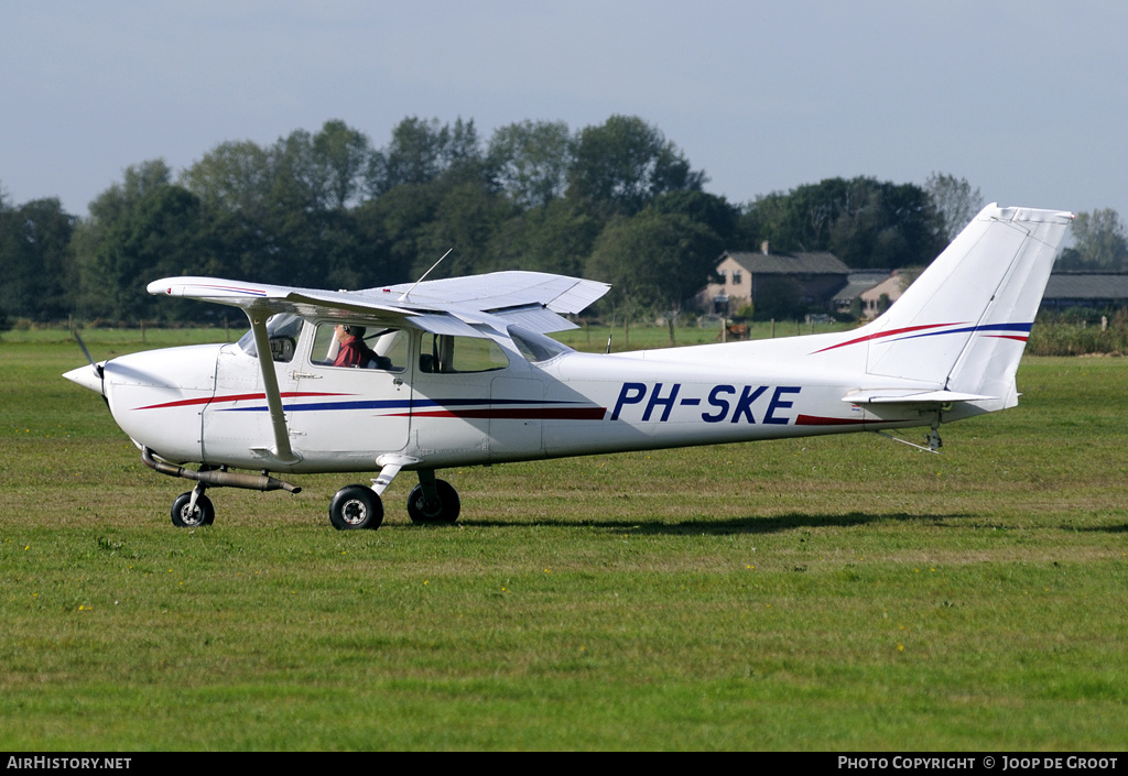Aircraft Photo of PH-SKE | Cessna 172P Skyhawk | AirHistory.net #59259