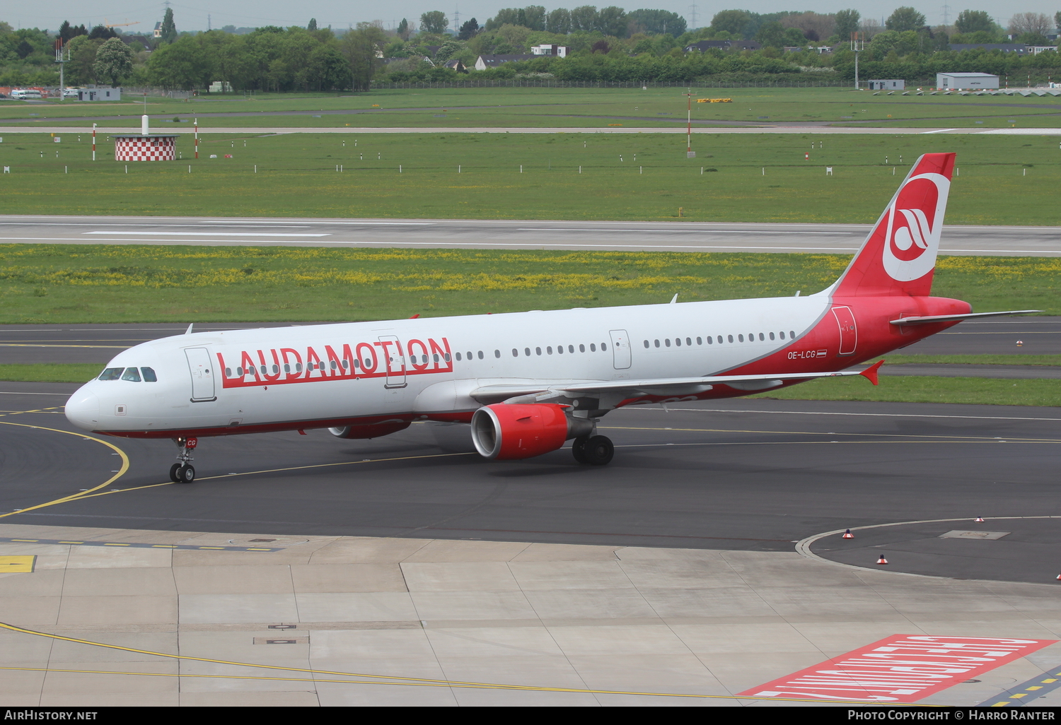 Aircraft Photo of OE-LCG | Airbus A321-211 | Laudamotion | AirHistory.net #59311