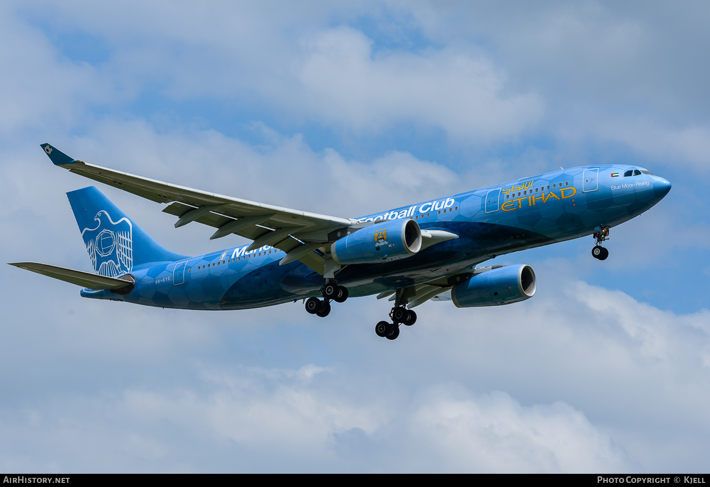 Aircraft Photo of A6-EYE | Airbus A330-243 | Etihad Airways | AirHistory.net #59355
