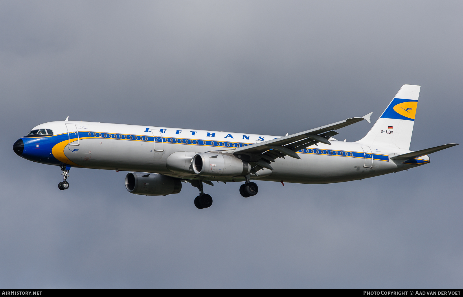 Aircraft Photo of D-AIDV | Airbus A321-231 | Lufthansa | AirHistory.net #59373