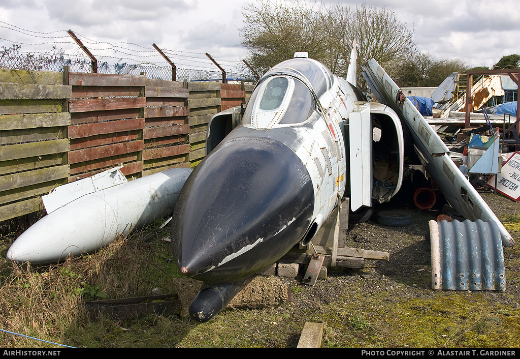 Aircraft Photo of 63-7414 / 37414 | McDonnell F-4C Phantom II | USA - Air Force | AirHistory.net #59620