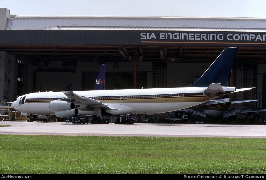 Aircraft Photo of 9V-SJC | Airbus A340-313 | AirHistory.net #59643