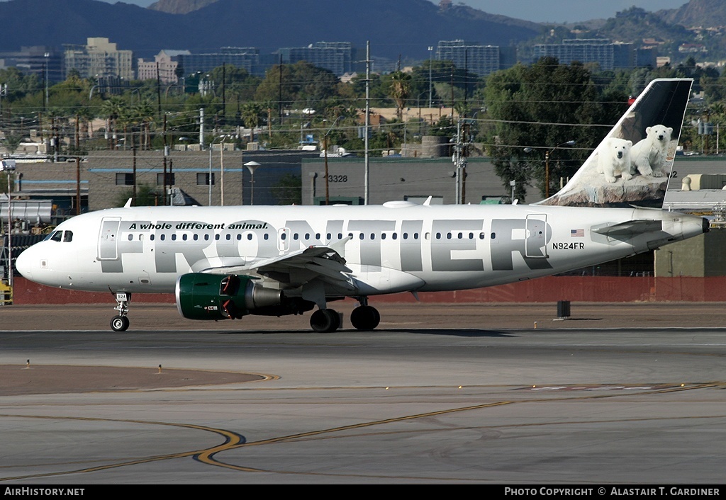 Aircraft Photo of N924FR | Airbus A319-111 | Frontier Airlines | AirHistory.net #59645