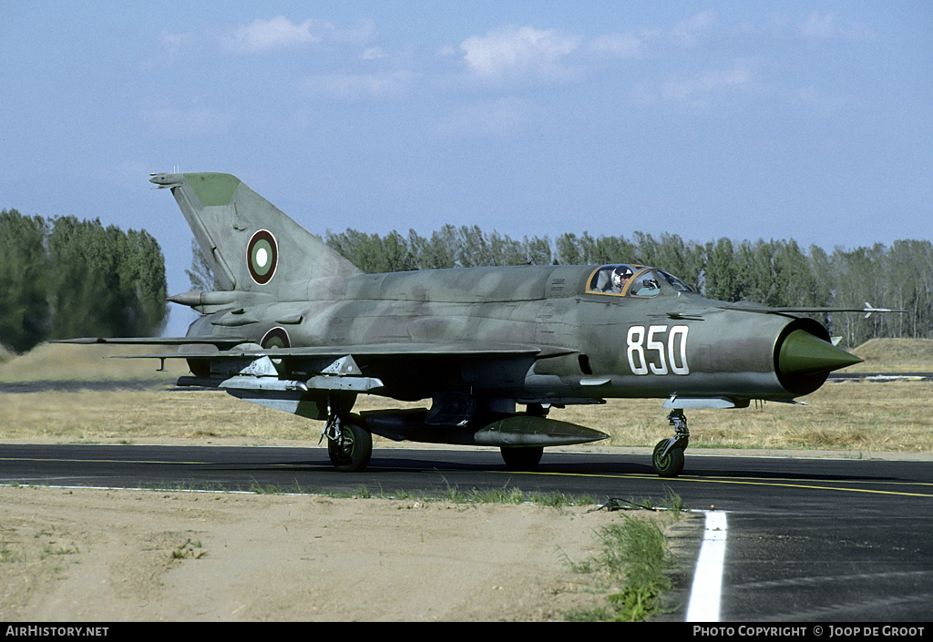 Aircraft Photo of 850 | Mikoyan-Gurevich MiG-21bis SAU | Bulgaria - Air Force | AirHistory.net #59696