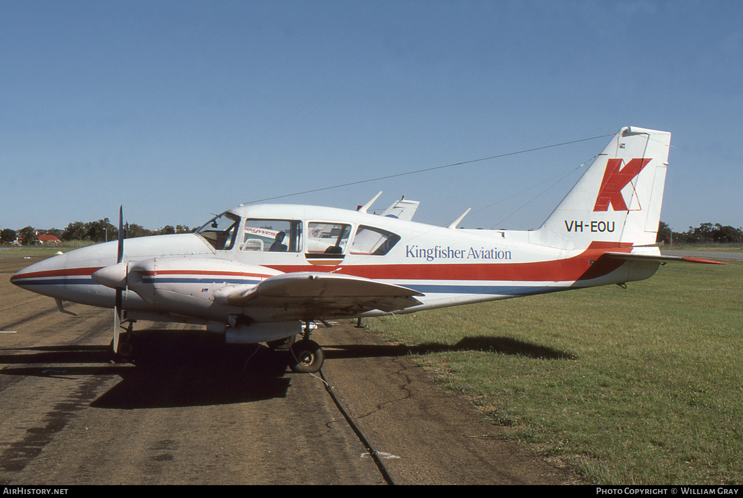 Aircraft Photo of VH-EOU | Piper PA-23-250 Aztec E | Kingfisher Aviation | AirHistory.net #59773
