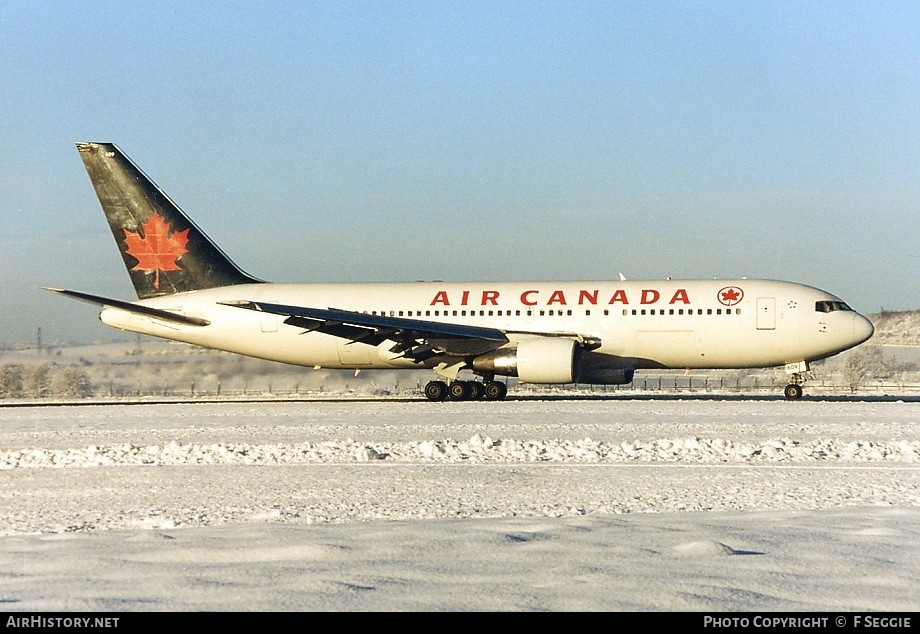 Aircraft Photo of C-GAUY | Boeing 767-233 | Air Canada | AirHistory.net #59798