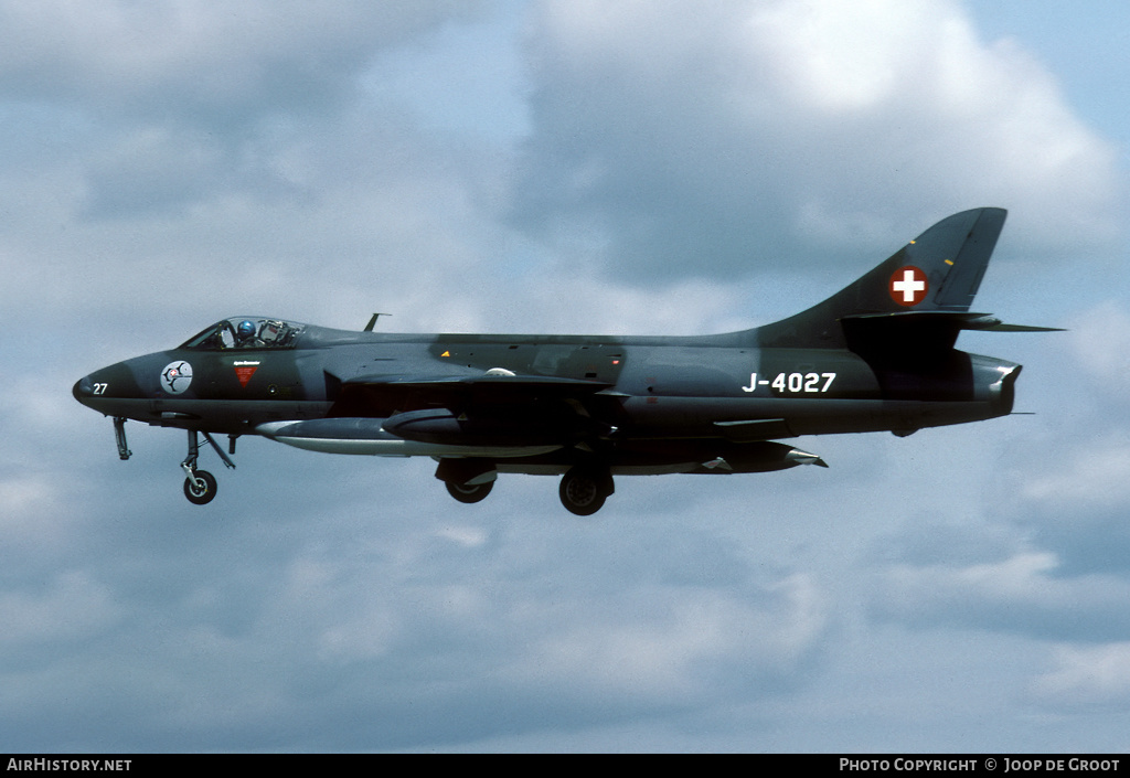Aircraft Photo of J-4027 | Hawker Hunter F58 | Switzerland - Air Force | AirHistory.net #59800