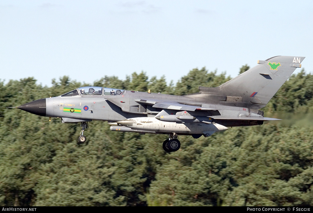 Aircraft Photo of ZA613 | Panavia Tornado GR4 | UK - Air Force | AirHistory.net #59820