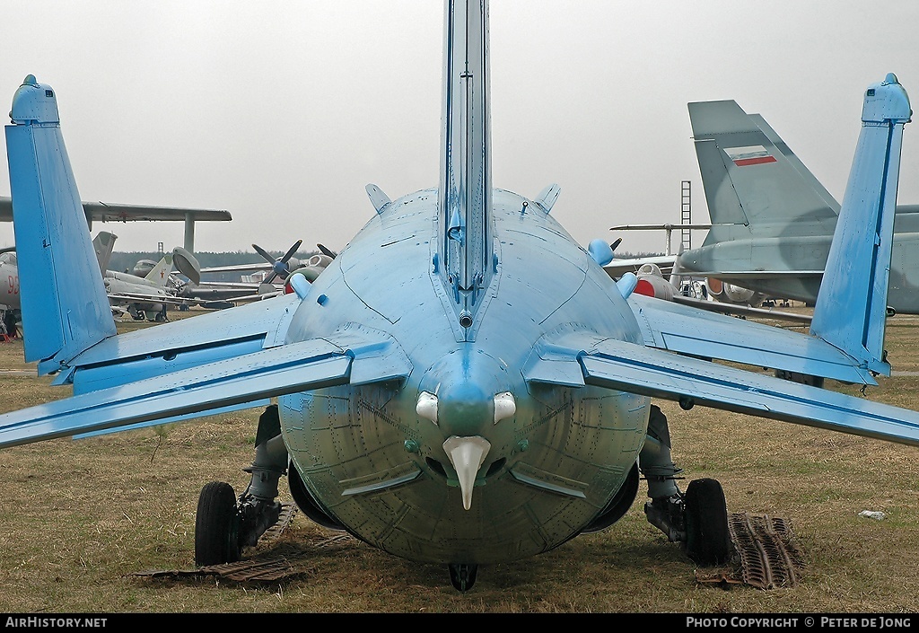 Aircraft Photo of 38 yellow | Yakovlev Yak-38 | Russia - Navy | AirHistory.net #59893
