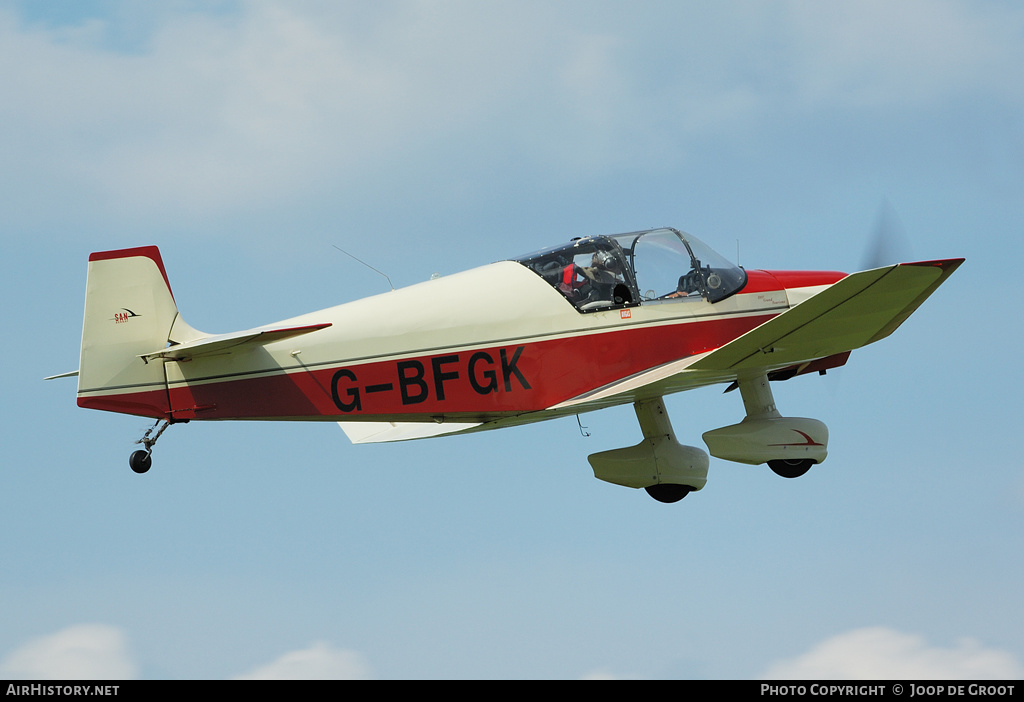 Aircraft Photo of G-BFGK | Jodel D.117 | AirHistory.net #59903