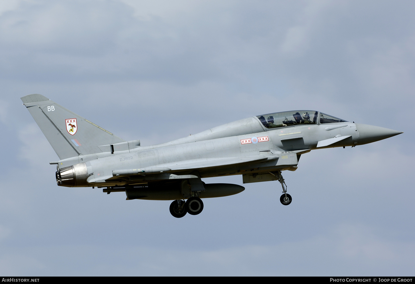 Aircraft Photo of ZJ802 | Eurofighter EF-2000 Typhoon T1 | UK - Air Force | AirHistory.net #60075