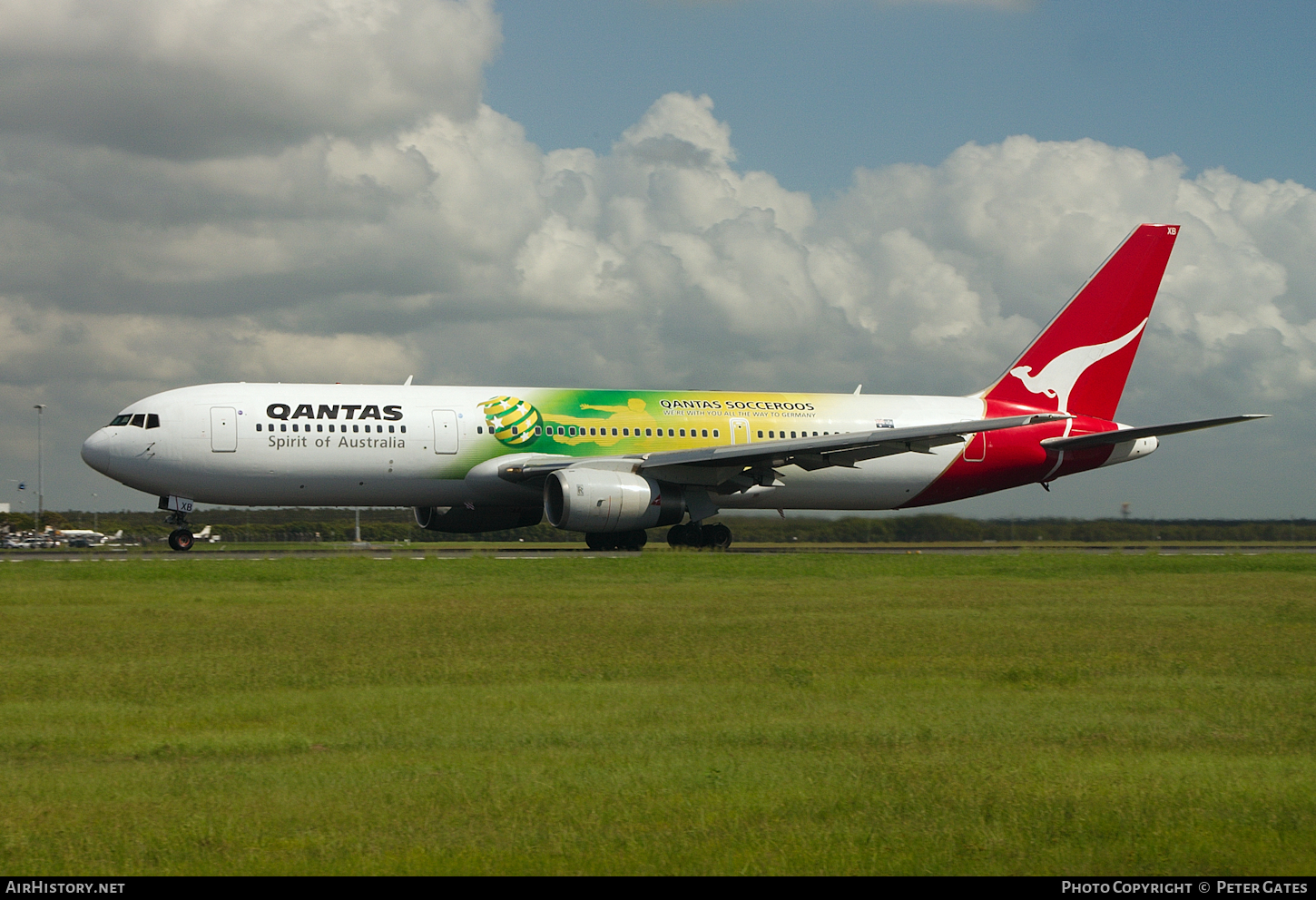 Aircraft Photo of VH-ZXB | Boeing 767-336/ER | Qantas | AirHistory.net #60090