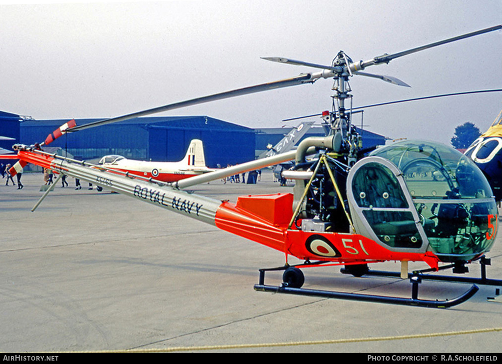 Aircraft Photo of XS165 | Hiller HT2 (UH-12E) | UK - Navy | AirHistory.net #60104