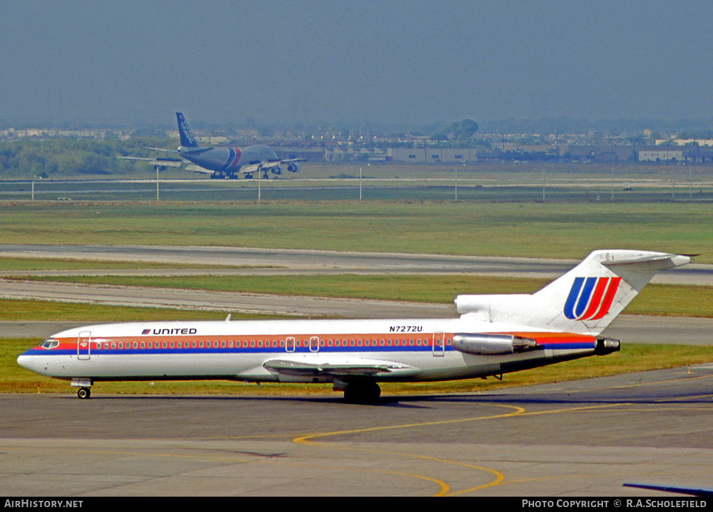 Aircraft Photo of N7272U | Boeing 727-222/Adv | United Airlines | AirHistory.net #60107
