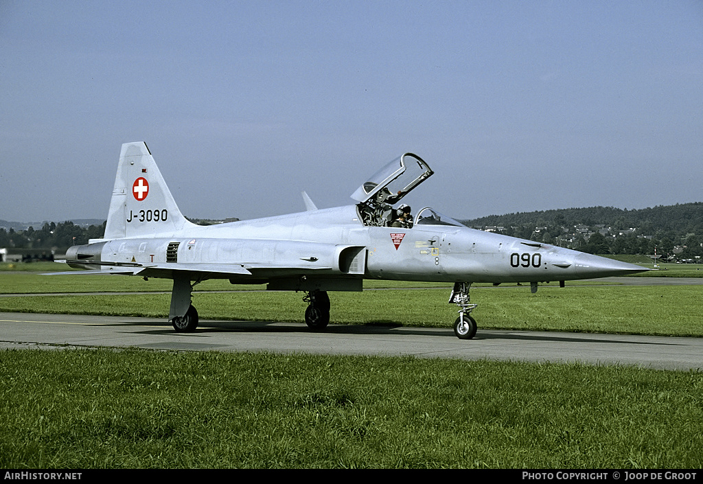 Aircraft Photo of J-3090 | Northrop F-5E Tiger II | Switzerland - Air Force | AirHistory.net #60174
