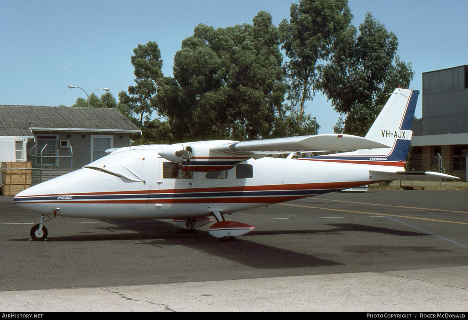 Aircraft Photo of VH-AJX | Partenavia P-68C | AirHistory.net #60194