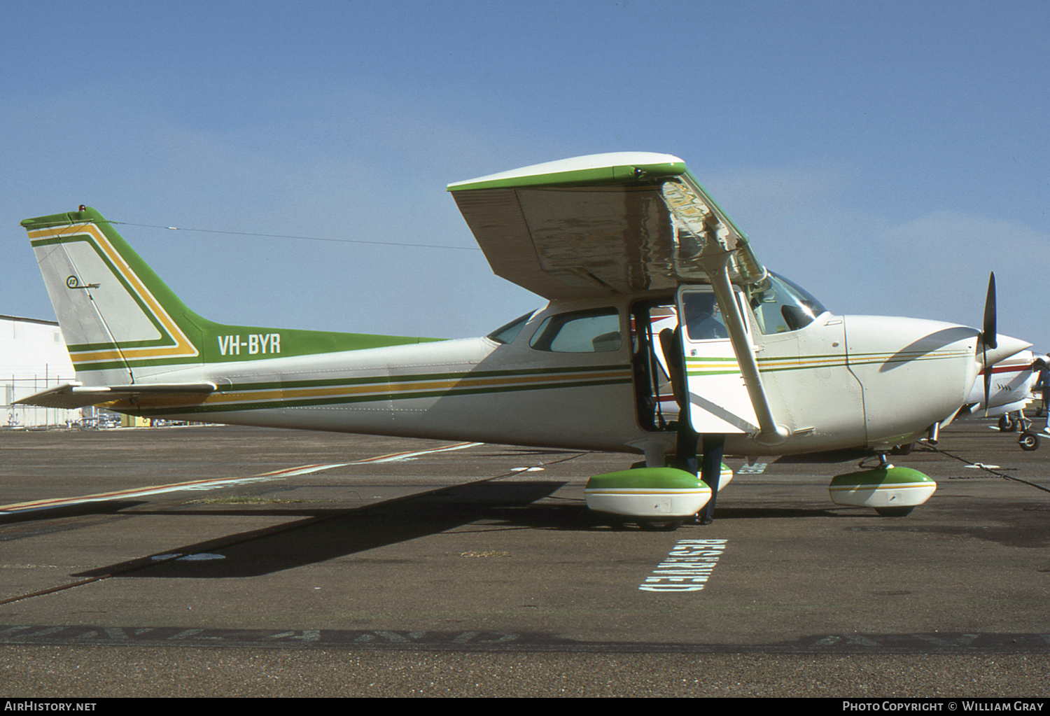 Aircraft Photo of VH-BYR | Cessna 172N Skyhawk 100 | AirHistory.net #60205