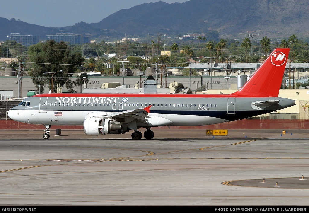 Aircraft Photo of N375NC | Airbus A320-212 | Northwest Airlines | AirHistory.net #60233