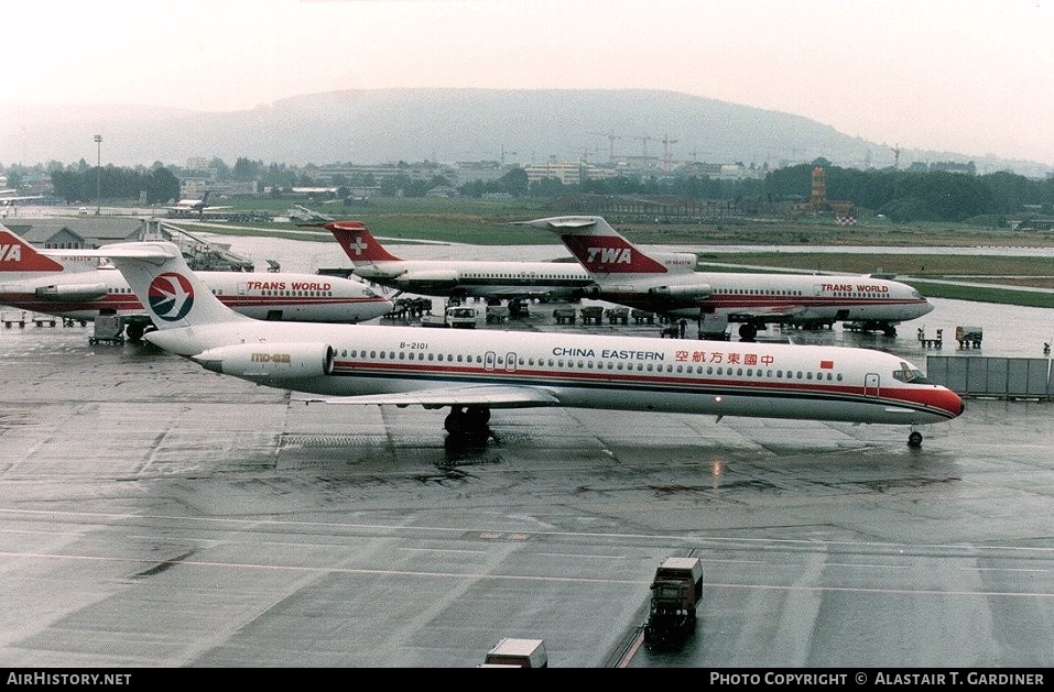 Aircraft Photo of B-2101 | McDonnell Douglas MD-82 (DC-9-82) | China Eastern Airlines | AirHistory.net #60361