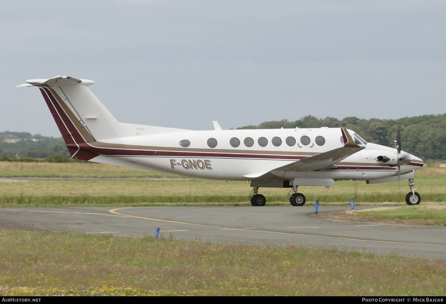 Aircraft Photo of F-GNOE | Raytheon 350 King Air (B300) | AirHistory.net #60515