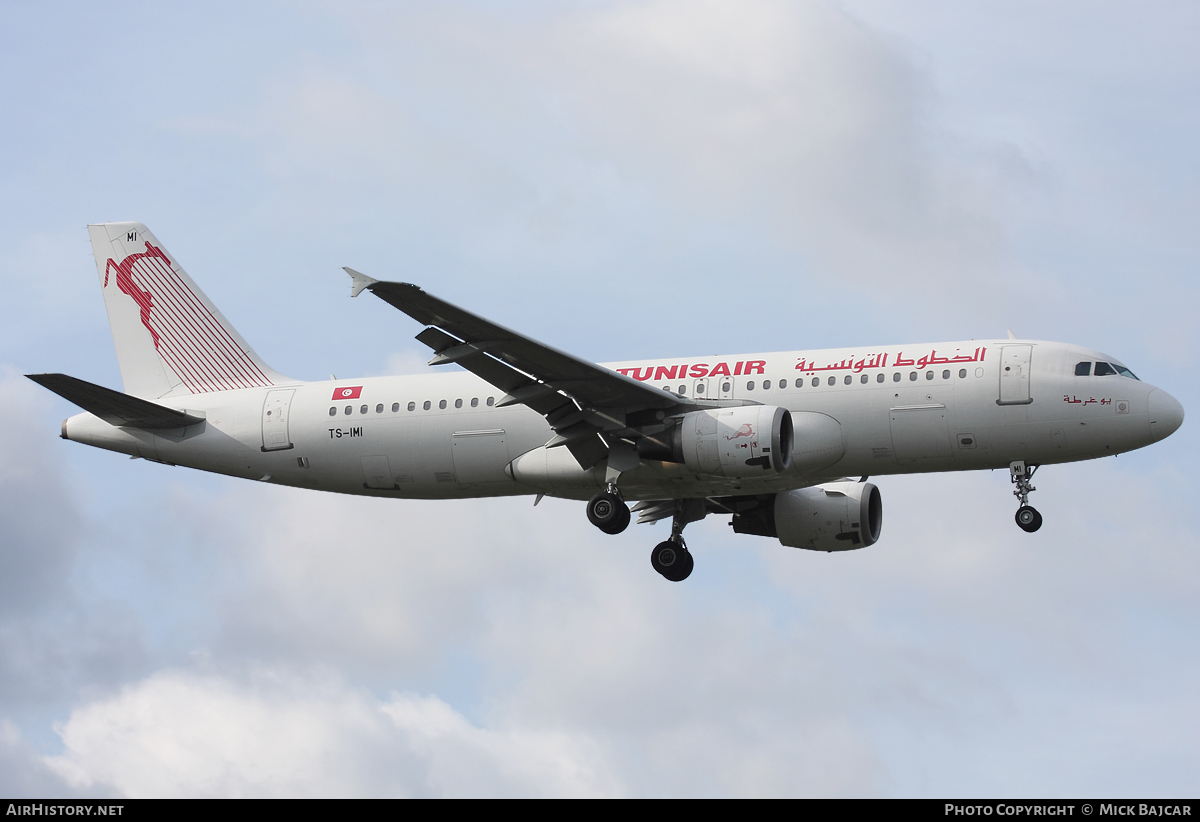 Aircraft Photo of TS-IMI | Airbus A320-211 | Tunisair | AirHistory.net #60560