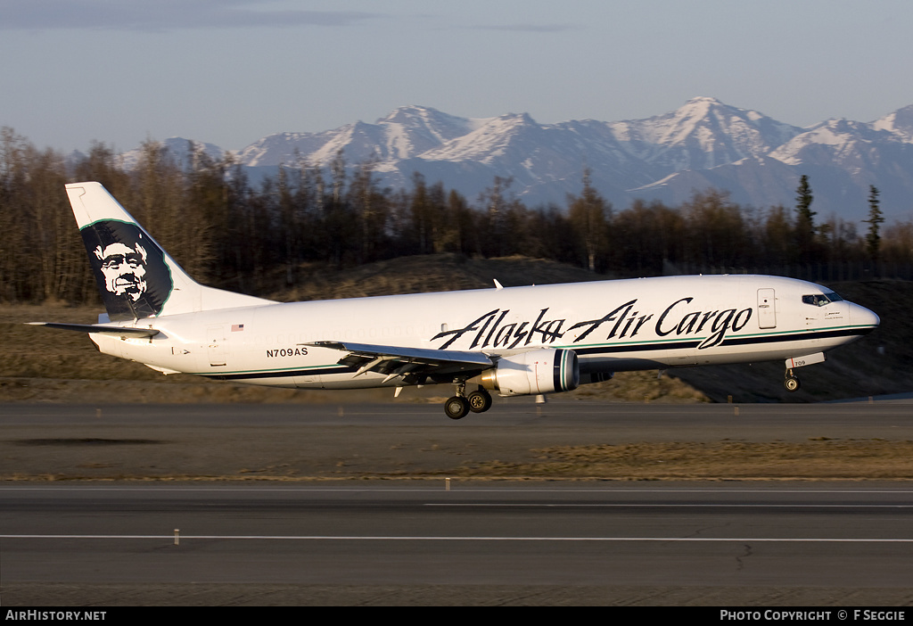 Aircraft Photo of N709AS | Boeing 737-490(SF) | Alaska Air Cargo | AirHistory.net #60565