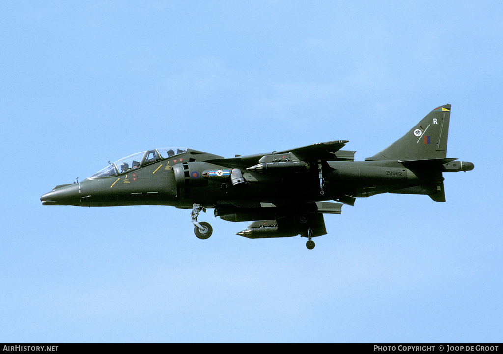 Aircraft Photo of ZH662 | British Aerospace Harrier T10 | UK - Air Force | AirHistory.net #60633