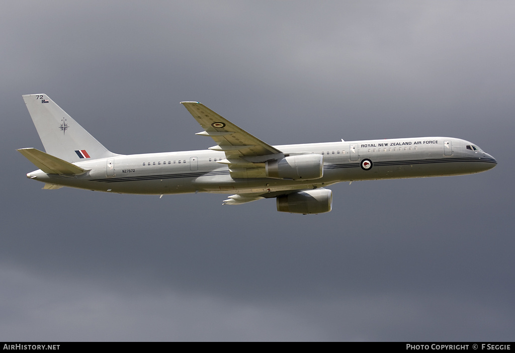 Aircraft Photo of NZ7572 | Boeing 757-2K2 | New Zealand - Air Force | AirHistory.net #60642