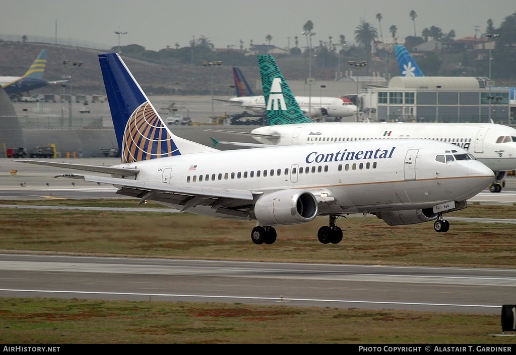 Aircraft Photo of N14664 | Boeing 737-524 | Continental Airlines | AirHistory.net #60663