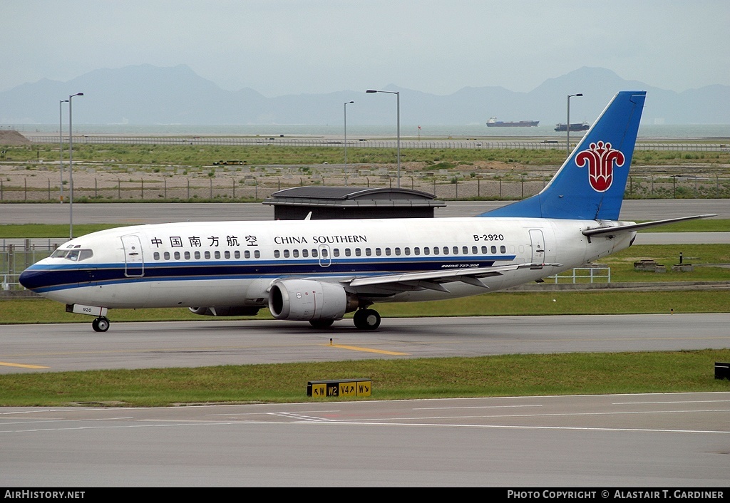 Aircraft Photo of B-2920 | Boeing 737-3Q8 | China Southern Airlines | AirHistory.net #60673
