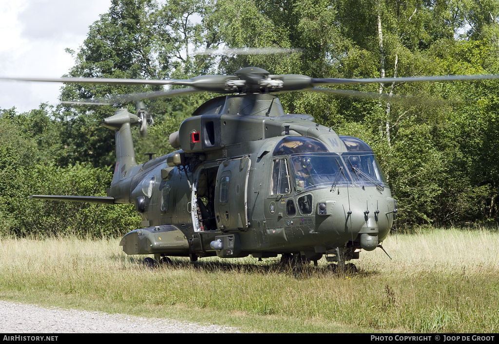 Aircraft Photo of ZJ137 | EHI EH101-411 Merlin HC3 | UK - Air Force | AirHistory.net #60743