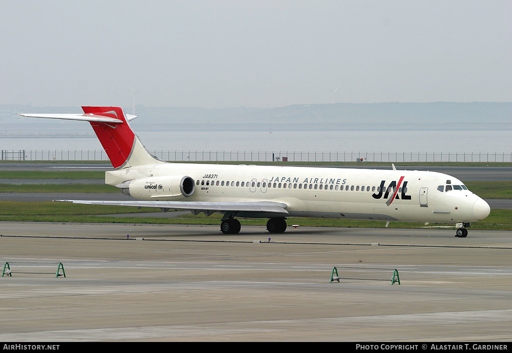 Aircraft Photo of JA8371 | McDonnell Douglas MD-87 (DC-9-87) | Japan Airlines - JAL | AirHistory.net #60898