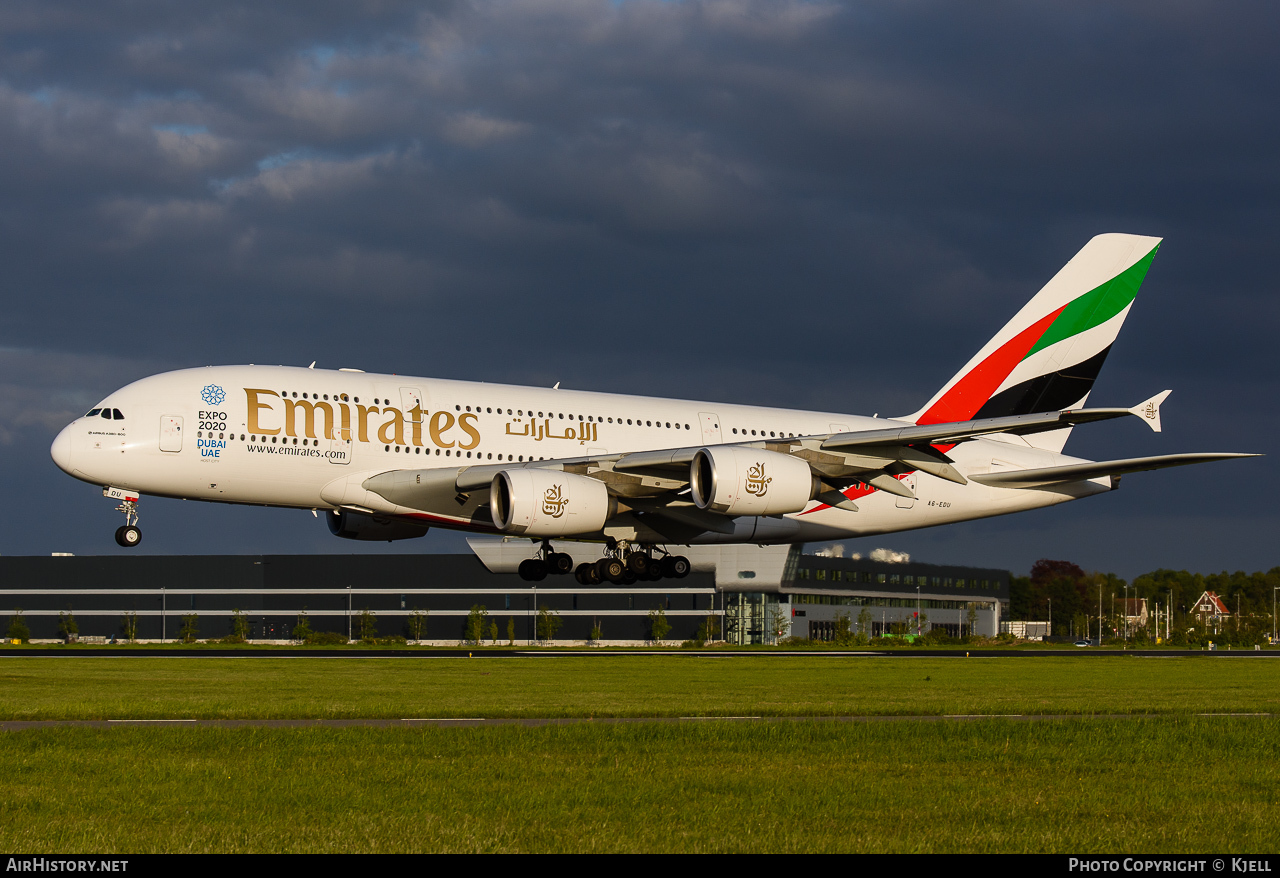 Aircraft Photo of A6-EDU | Airbus A380-861 | Emirates | AirHistory.net #61003