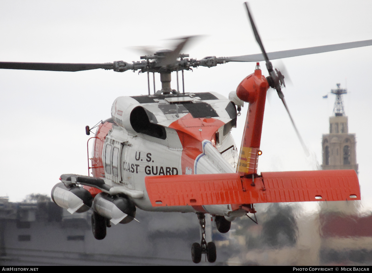 Aircraft Photo of 6002 | Sikorsky HH-60J Jayhawk (S-70B-5) | USA - Coast Guard | AirHistory.net #61040