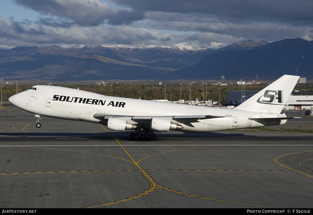 Aircraft Photo of N752SA | Boeing 747-228F/SCD | Southern Air | AirHistory.net #61118