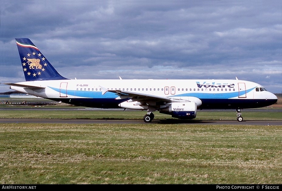 Aircraft Photo of F-GJVU | Airbus A320-211 | Volare Airlines | AirHistory.net #61168