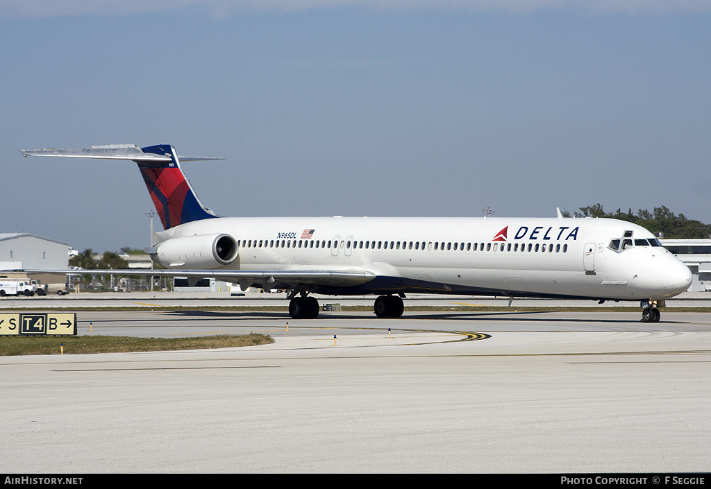 Aircraft Photo of N965DL | McDonnell Douglas MD-88 | Delta Air Lines | AirHistory.net #61350