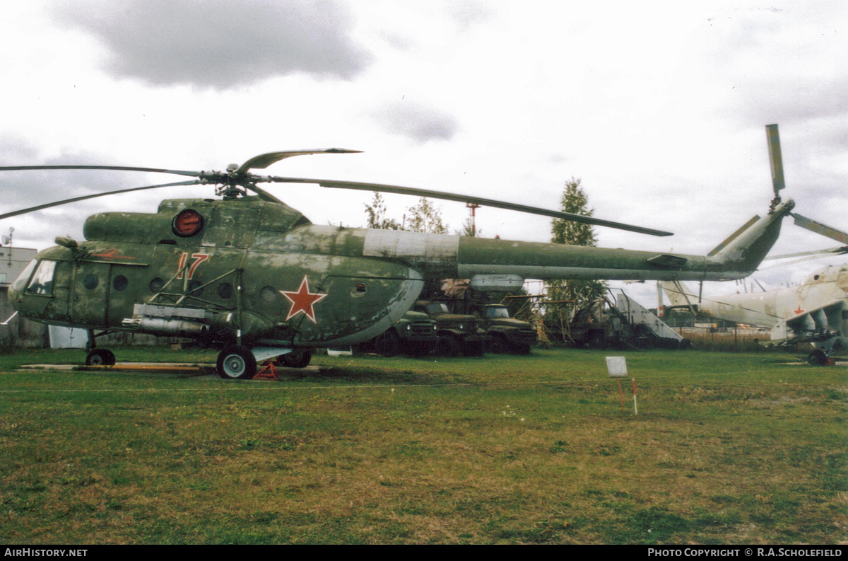 Aircraft Photo of 17 red | Mil Mi-8T | Soviet Union - Air Force | AirHistory.net #61366