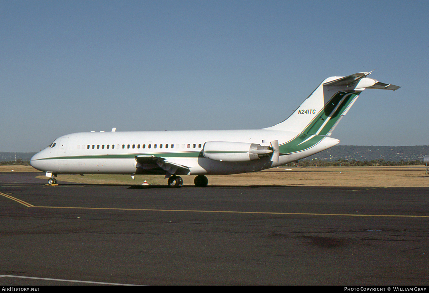 Aircraft Photo of N241TC | Douglas DC-9-15 | AirHistory.net #61472