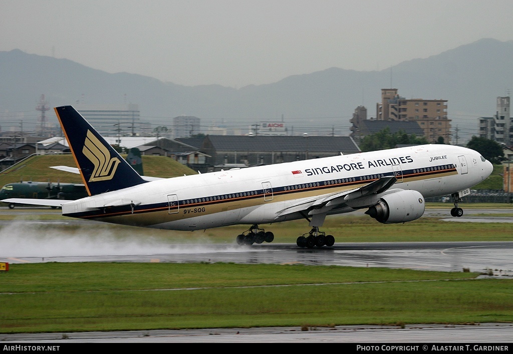 Aircraft Photo of 9V-SQG | Boeing 777-212/ER | Singapore Airlines | AirHistory.net #61512